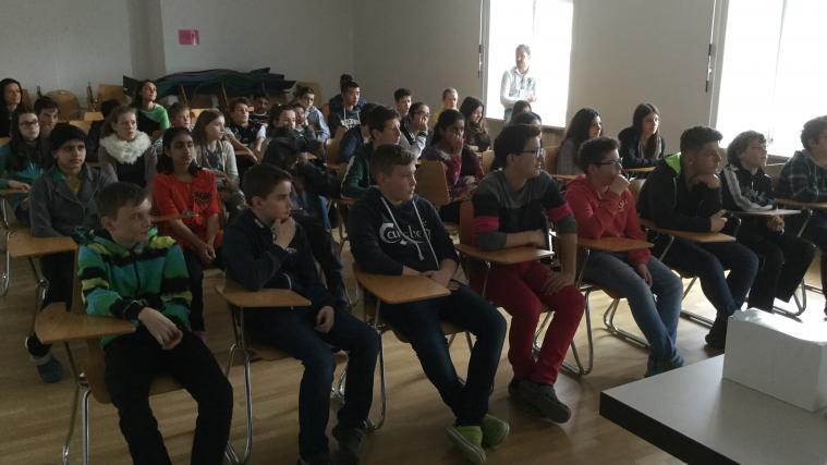 Die Schüler der Mittelschule Oswald von Wolkenstein in Brixen.